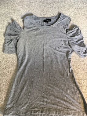 1. State Gray Cold-Shoulder Ruched Short Sleeve Tee